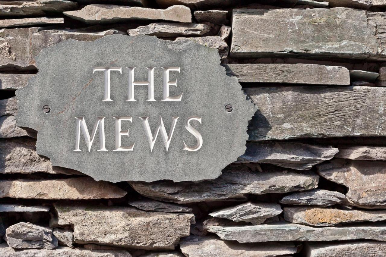 The Mews Boutique Deluxe Apartments, Sleep 2-6 People , Central Location, Free Parking Уиндермер Екстериор снимка